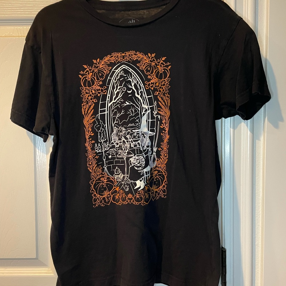 The pretty cult unisex fit tee